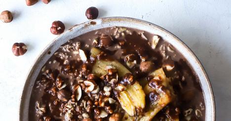 Chocolate And Banana Overnight Oats