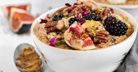 Gluten-free spiced chai porridge