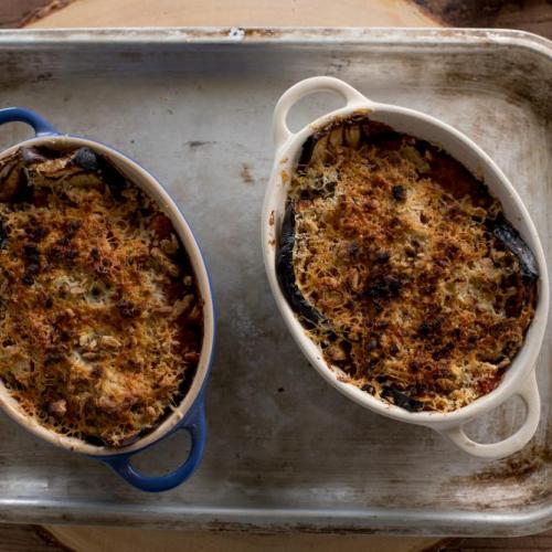 aubergine, tomato and parmesan oaty bake