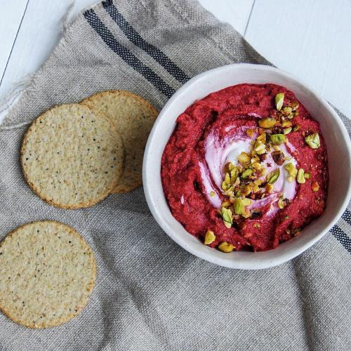 Beetroot hummus